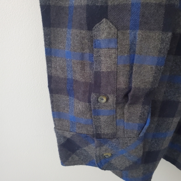 Gioberty Men's Blue and Gray Checkered Flannel Shirt with Hood Sz L Casual - Picture 3 of 13